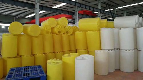 l圆形滚塑pe加药搅拌桶厂家直销 - 重庆市赛普塑料制品有限公司销售部